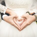 heart-wedding-marriage-hands