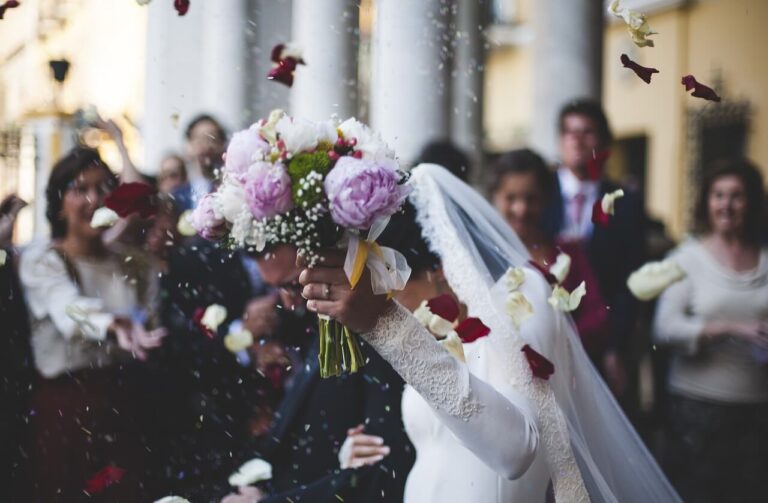 wedding-couple-marriage-party